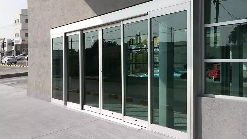 ASSA ABLOY SL500 Telescopic automatic sliding door